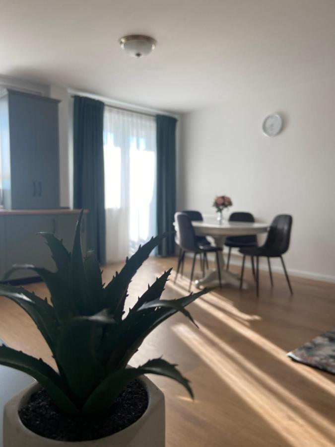 Focus Apartament Floreşti Esterno foto
